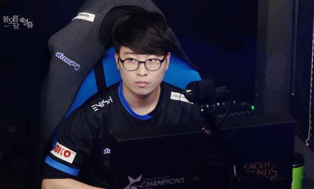 日本队依然 日本队依然