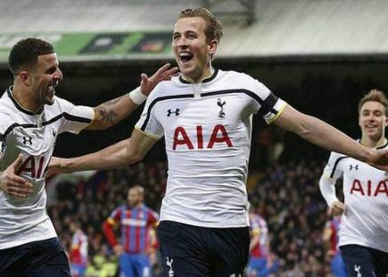 己的形象 己的形象